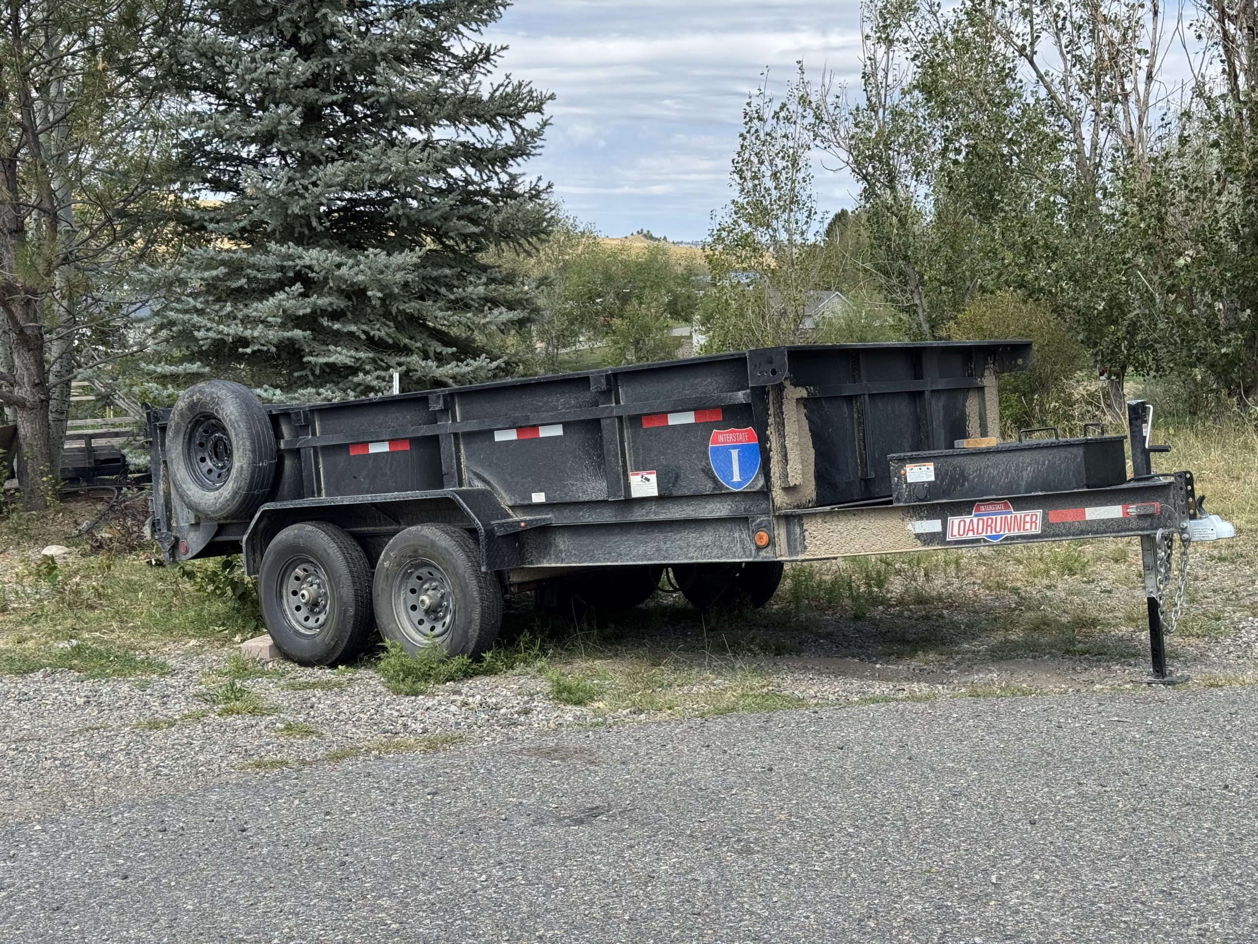 Billings Trailer Rentals - Services: Dump Trailer Rentals, Trailer Dropoff and Dumping Services, Skid Steer Services, Material Delivery Services, Spreading Services, Landscaping Services