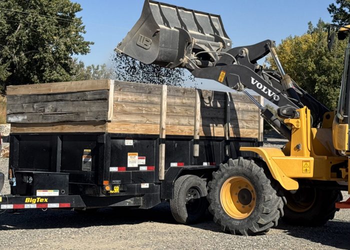Material Delivery in Billings Montana. Gravel Delivery, Soil Delivery, Mulch Delivery. Billings Trailer Rentals: Dump Trailer Rentals, Trailer Dropoff and Dumping Services, Skid Steer Services, Material Delivery Services, Spreading Services, Landscaping Services